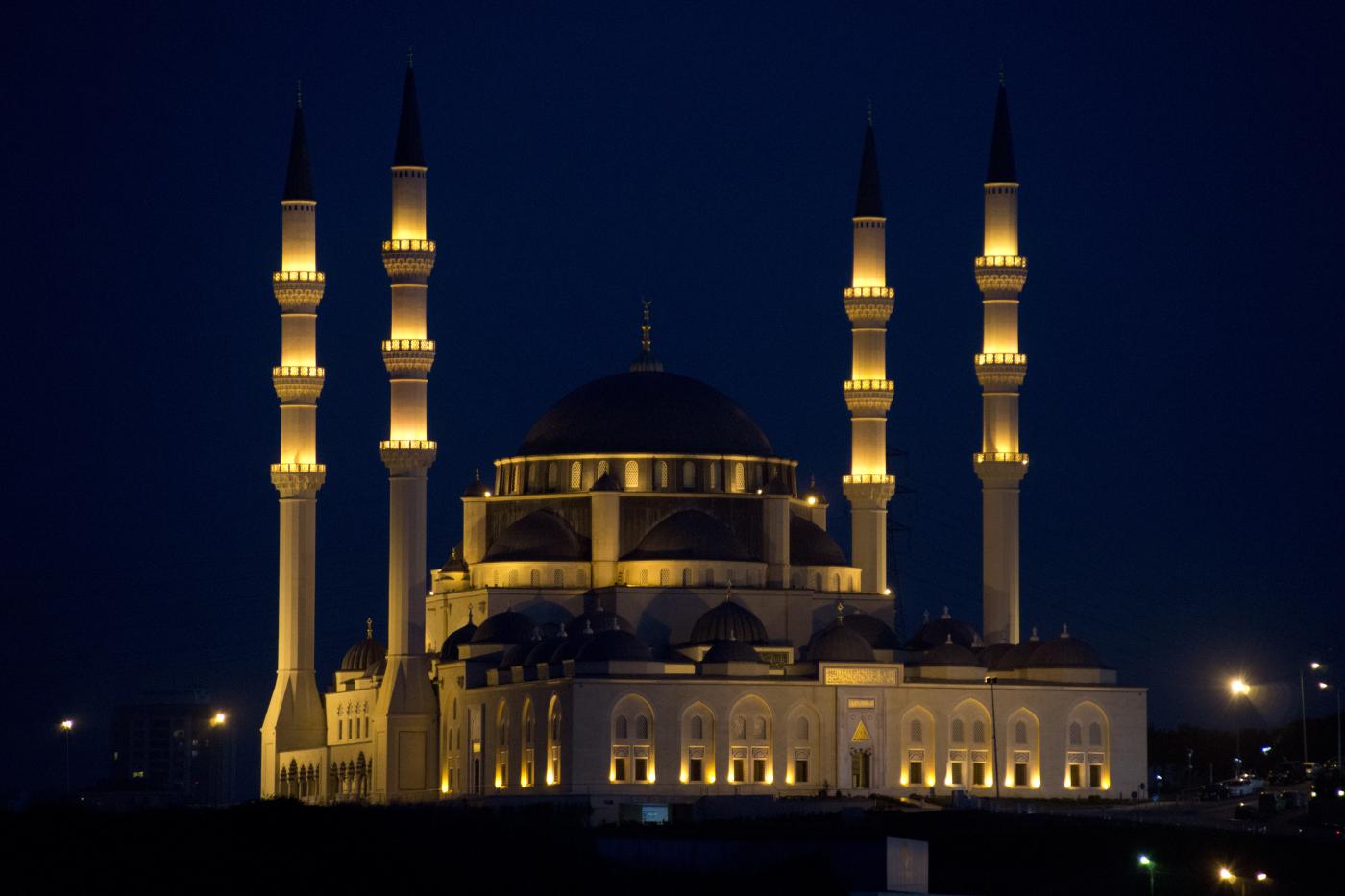 Ataşehir Mimar Sinan Camii Mimari Aydınlatma
